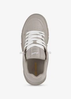 Area Lo Sneaker