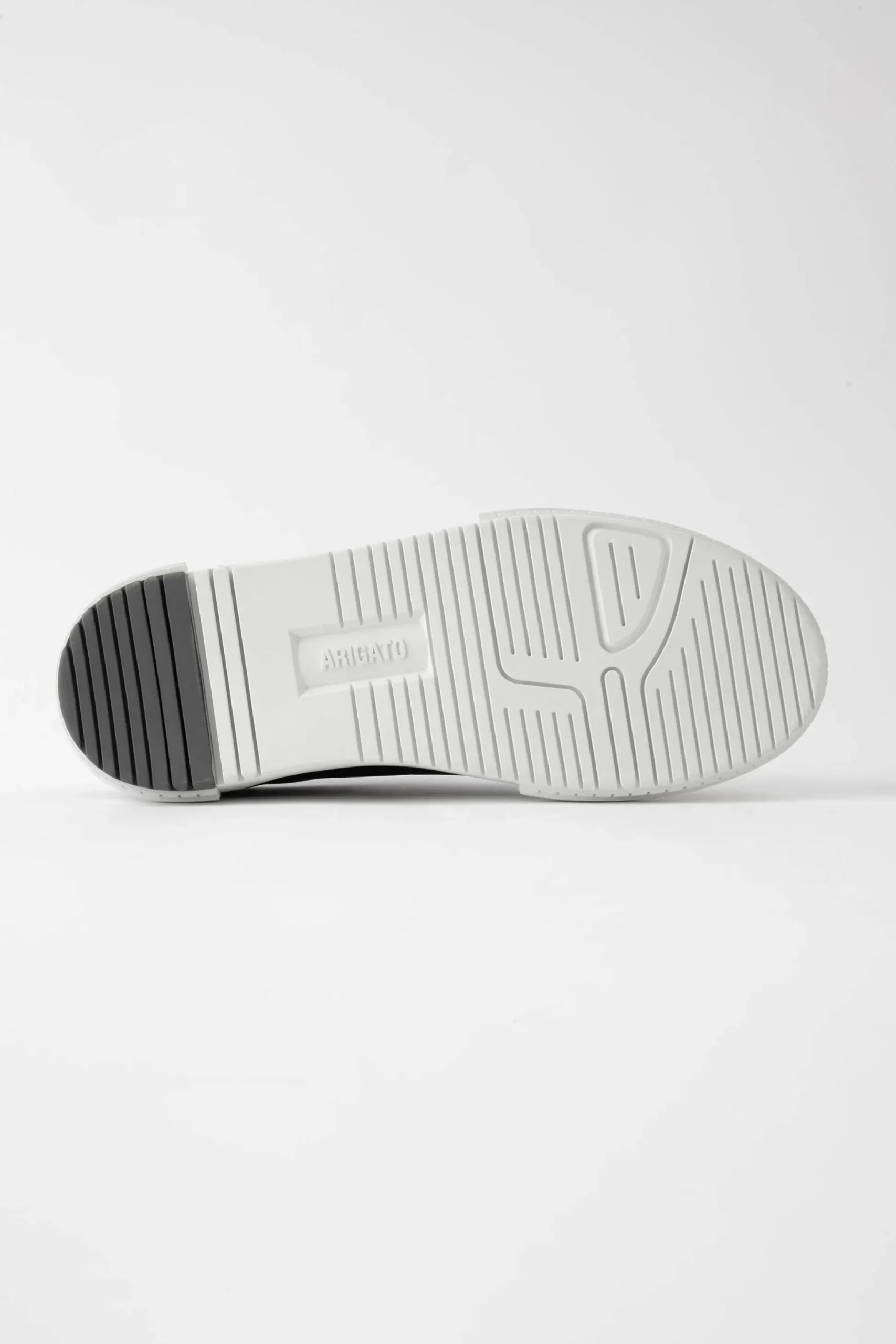 Atlas Sneaker