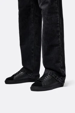 Atlas Sneaker