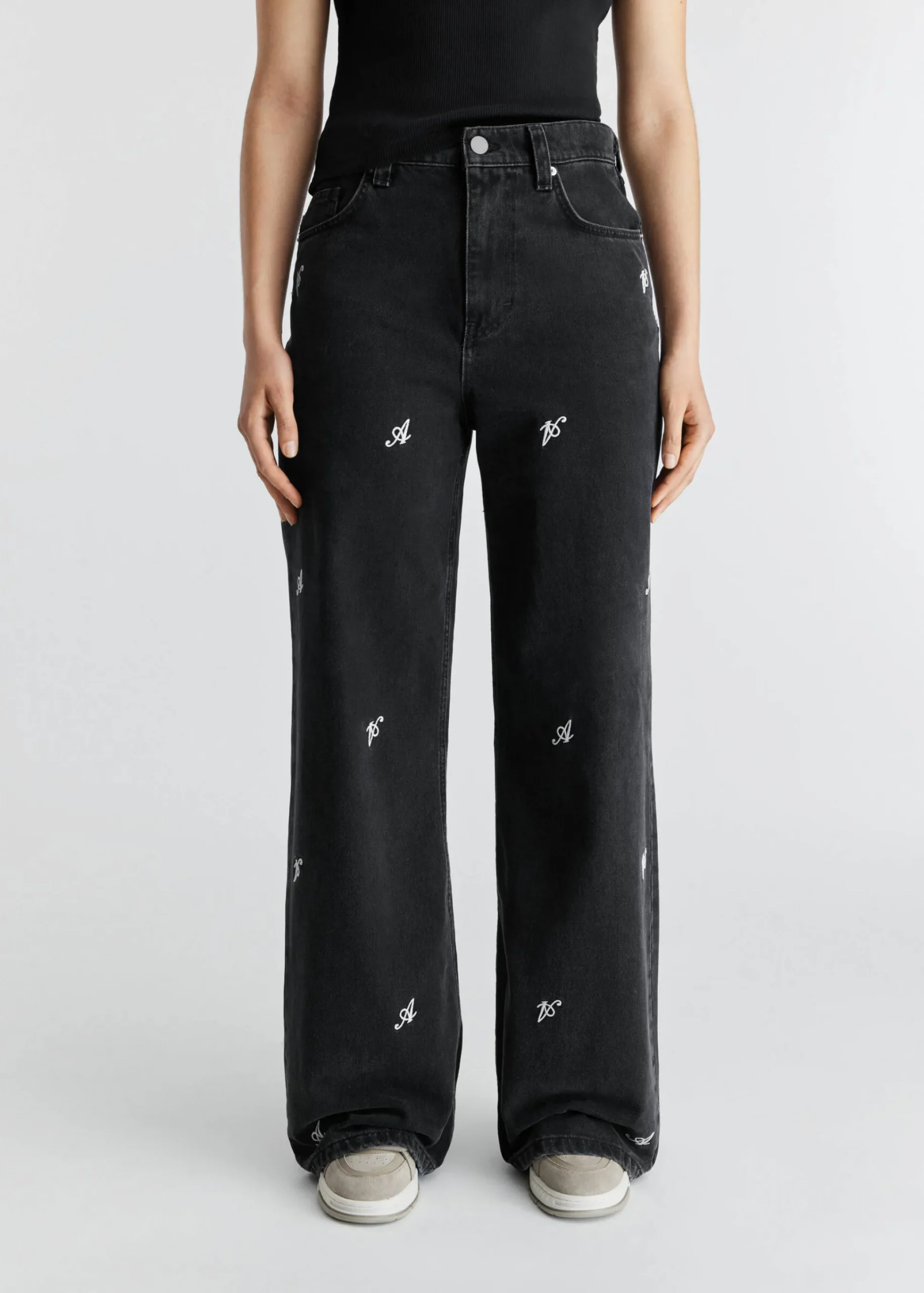 Clara Wide-Leg Jeans
