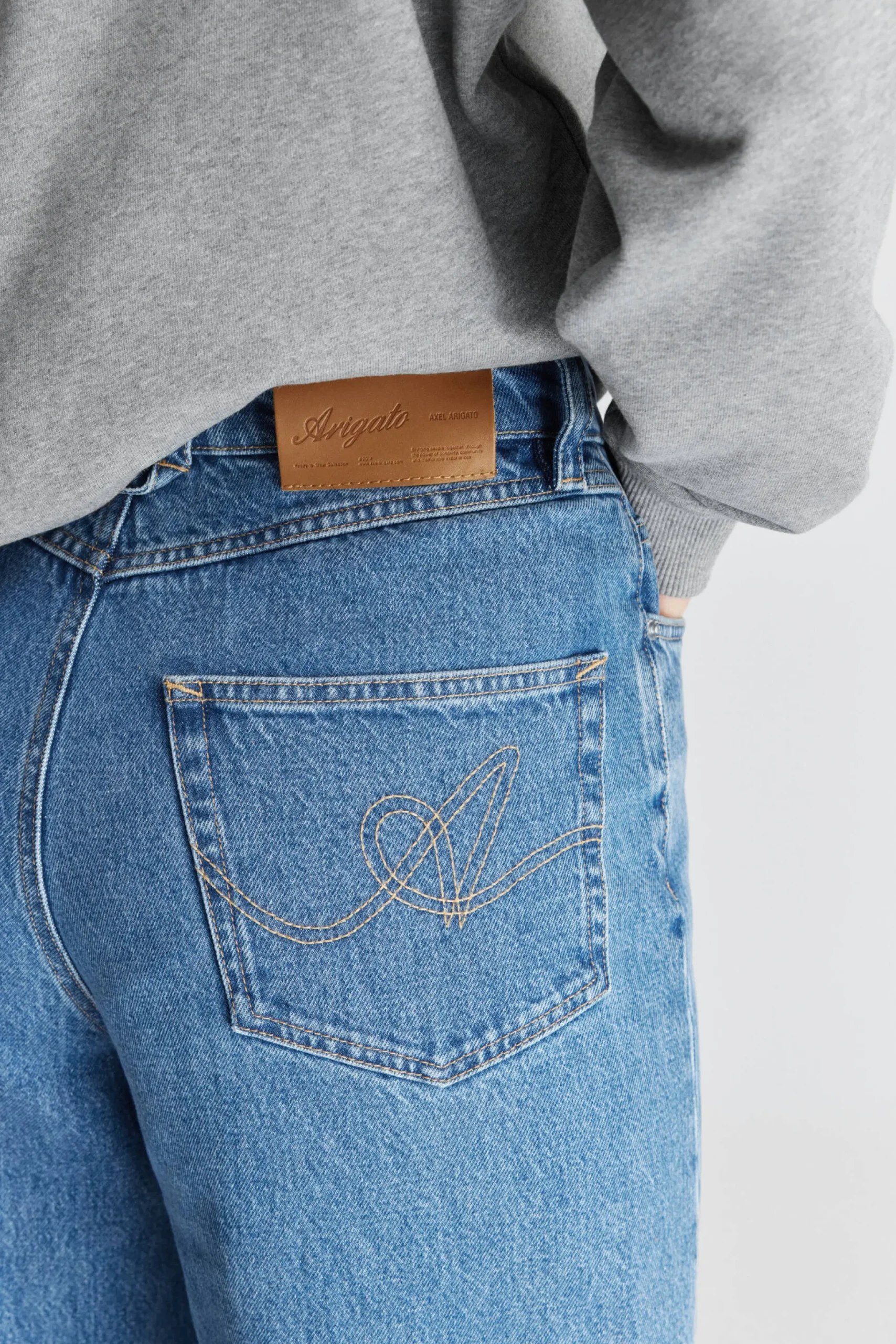 Clara Wide-Leg Jeans