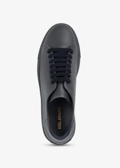 Clean 90 Sneaker