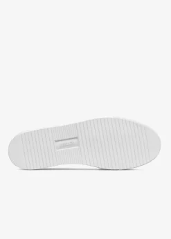 Clean 90 Sneaker