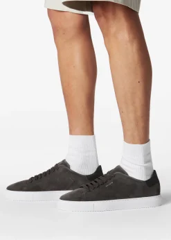 Clean 90 Suede Sneaker