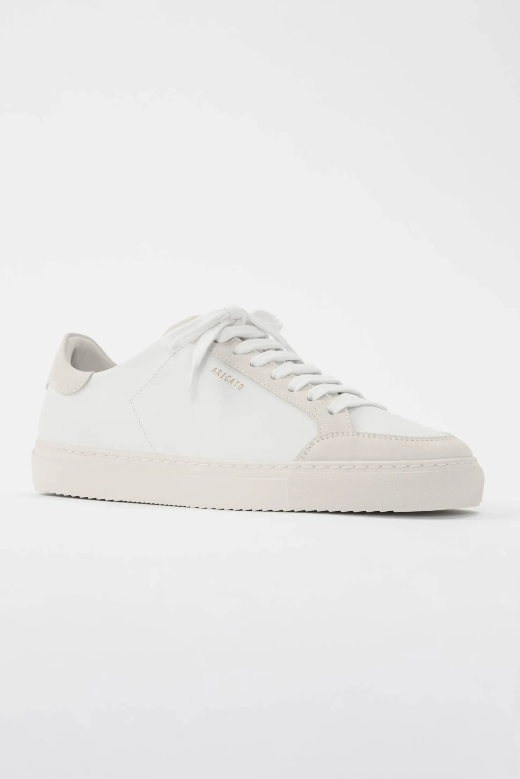 Clean 90 Triple Sneaker