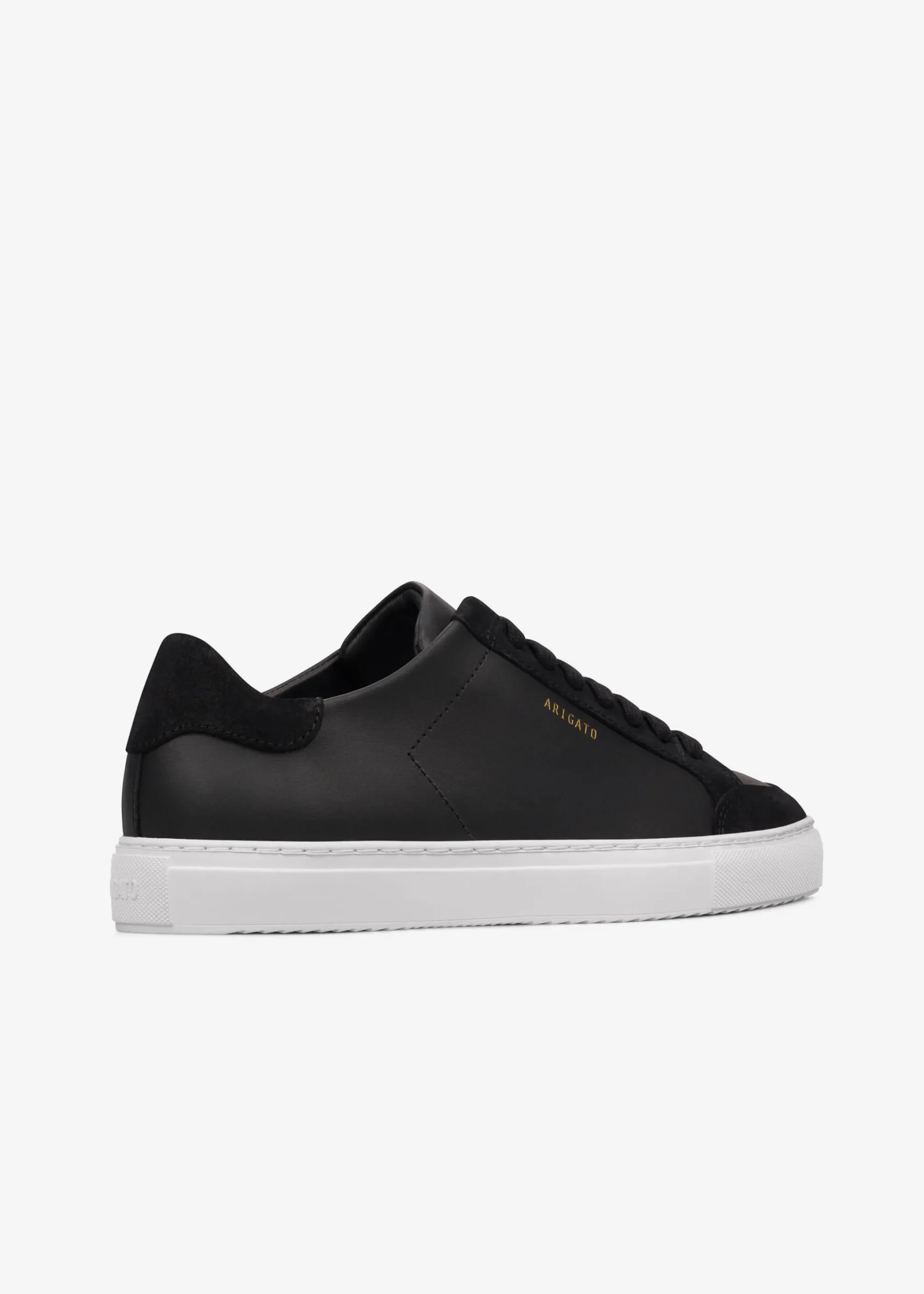 Clean 90 Triple Sneaker