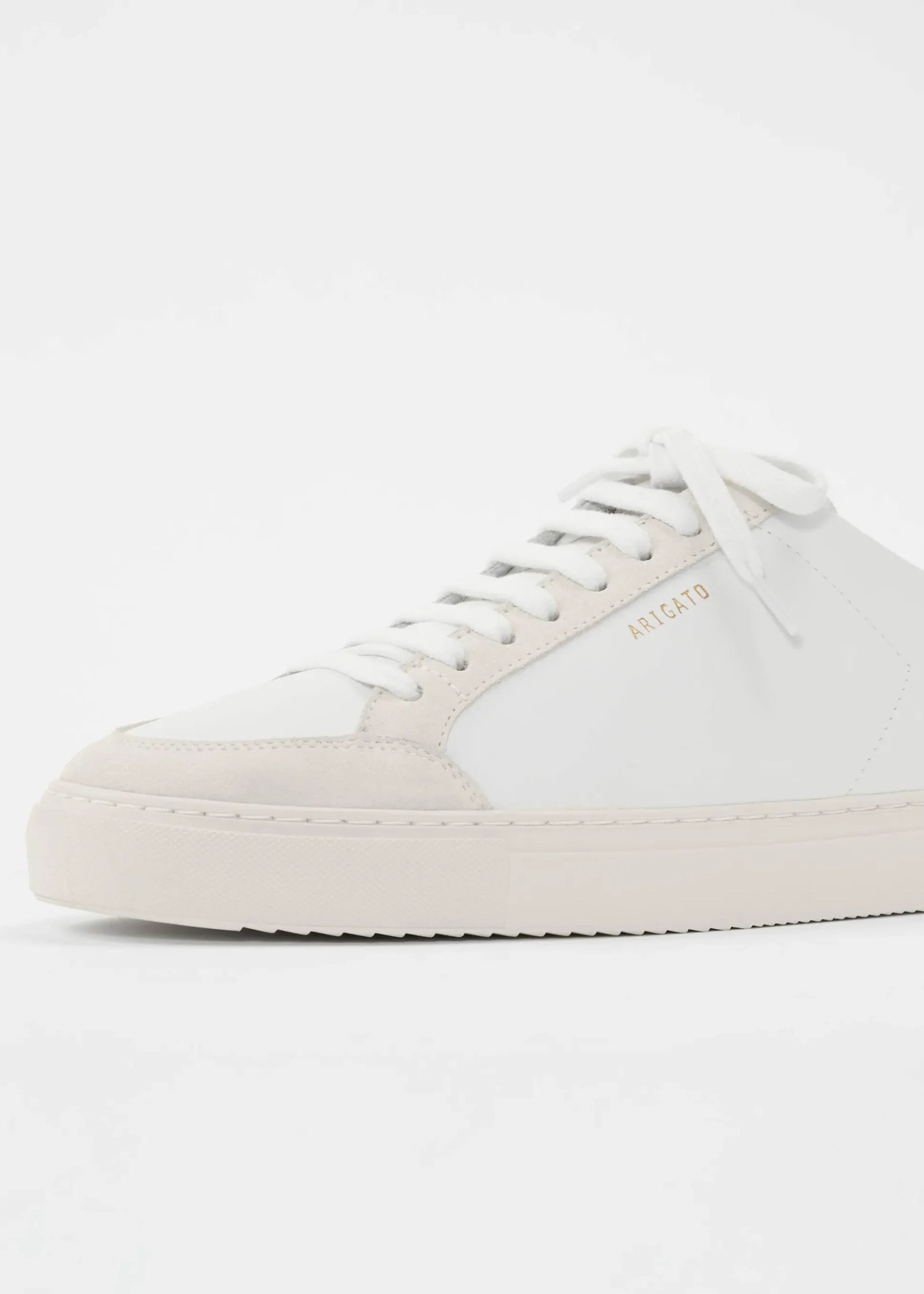 Clean 90 Triple Sneaker