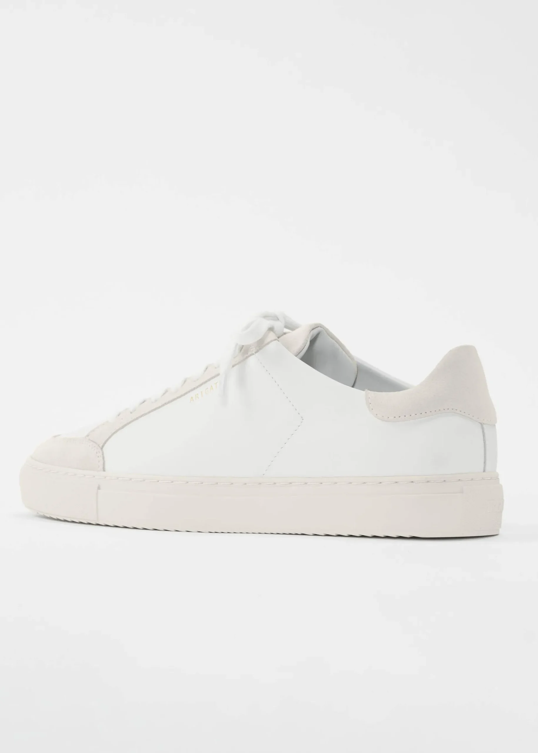 Clean 90 Triple Sneaker