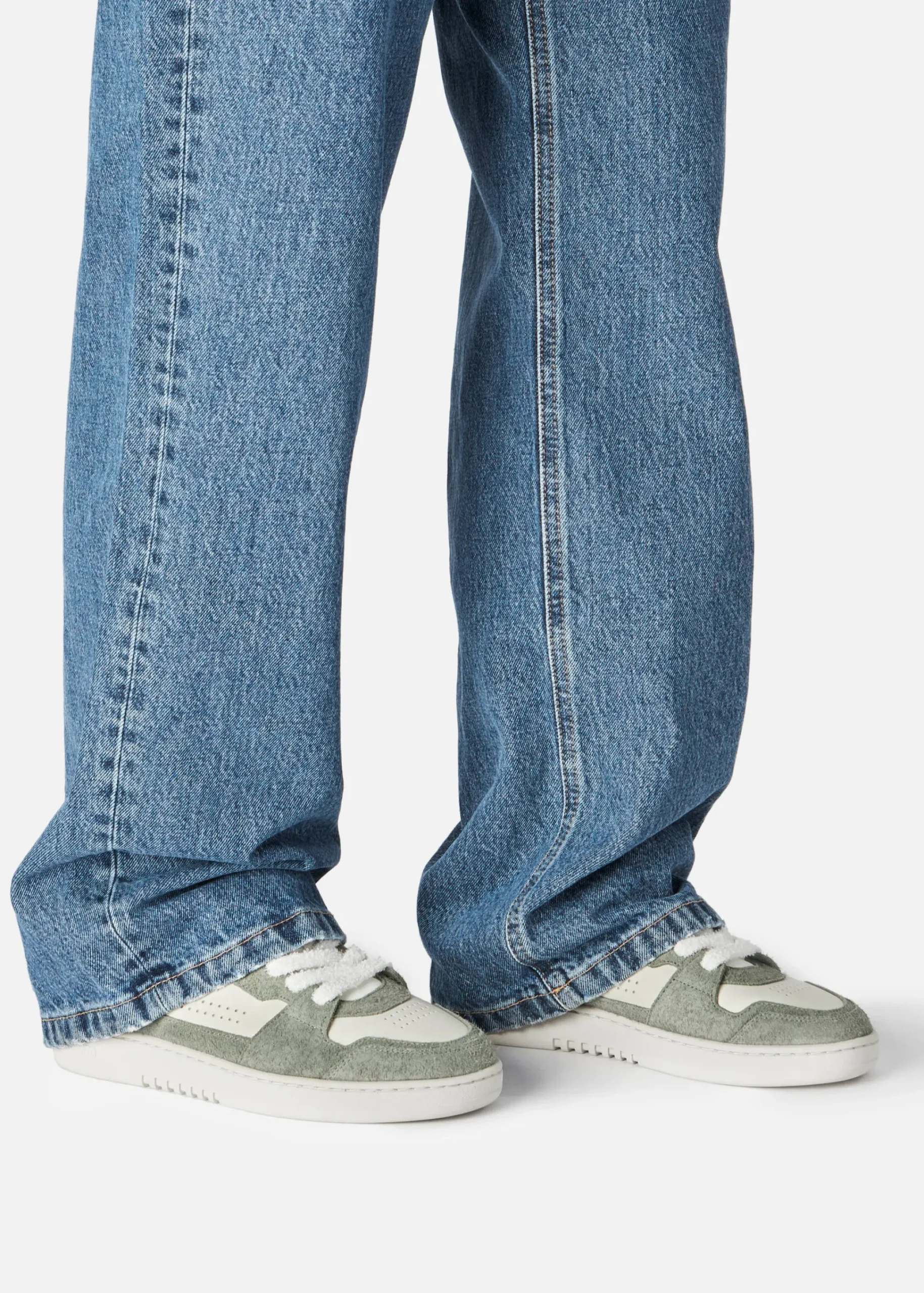 Dice Lo Fluffy Sneaker