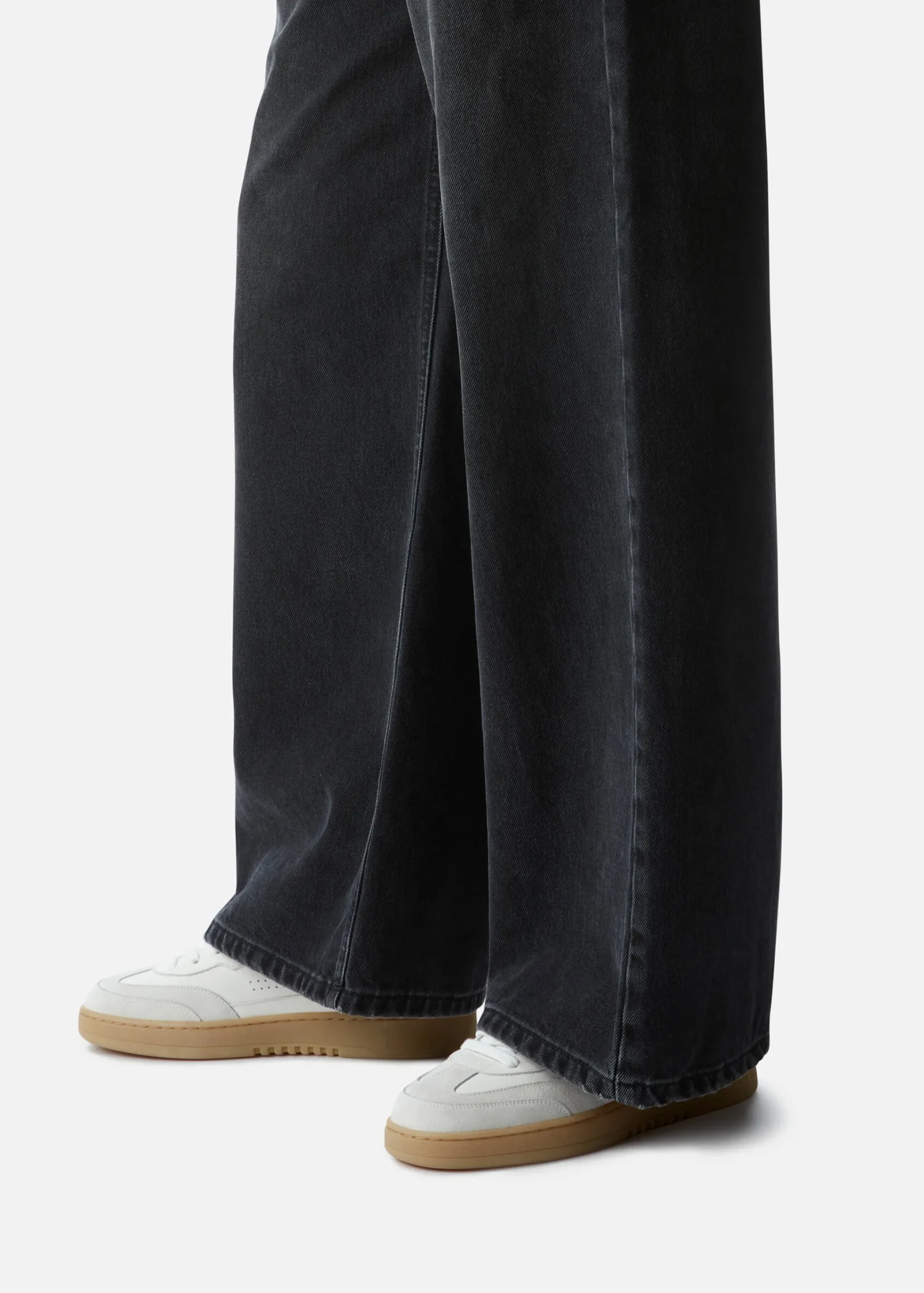 Dice T-Toe Sneaker