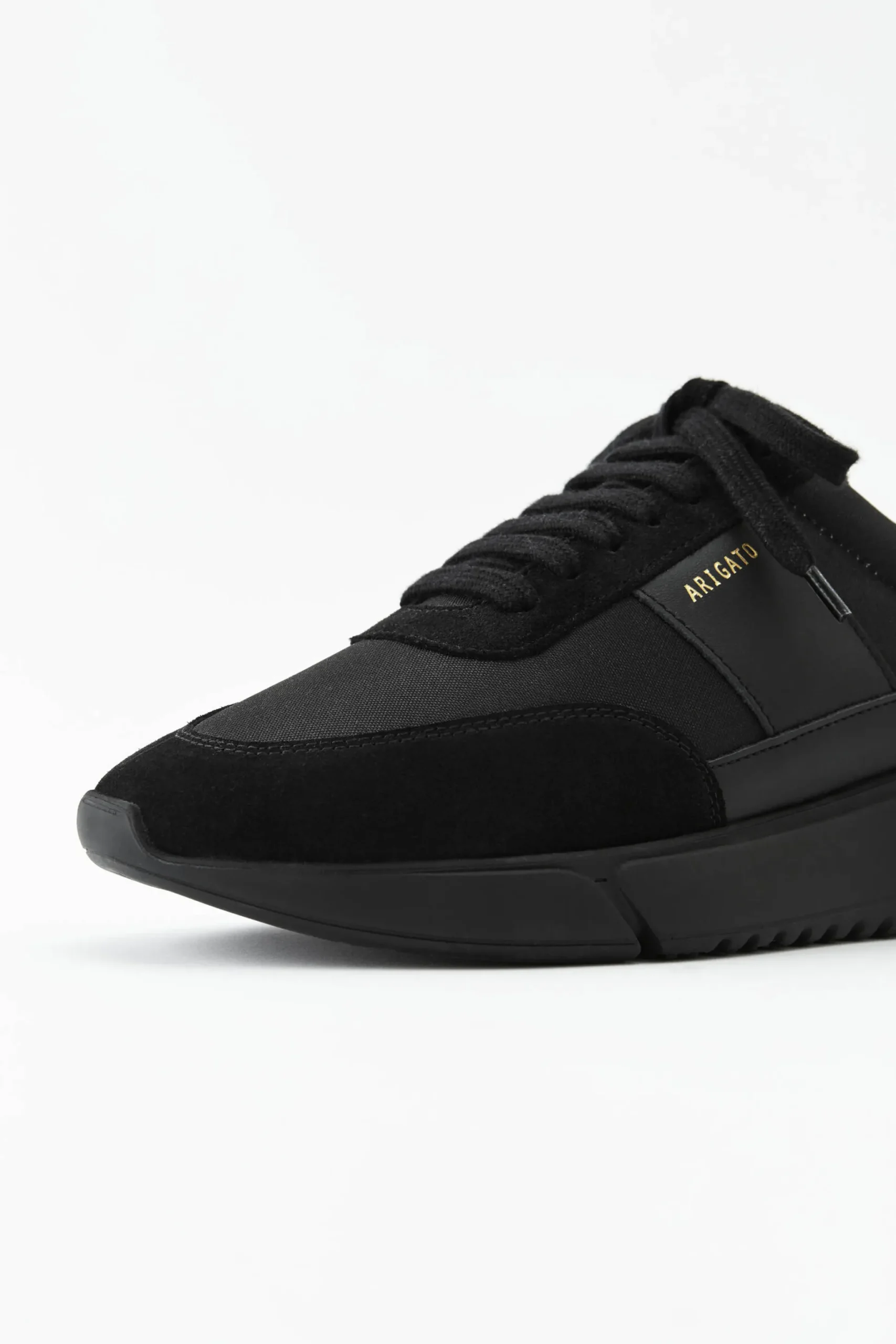 Genesis Vintage Runner