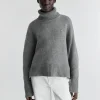 Remain Cropped Sweater